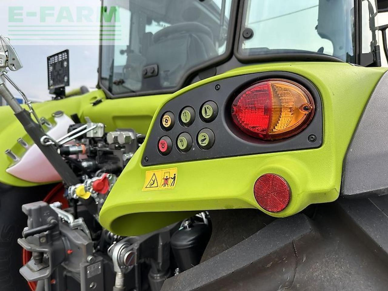 Tractor CLAAS arion 410 stage v (cis)