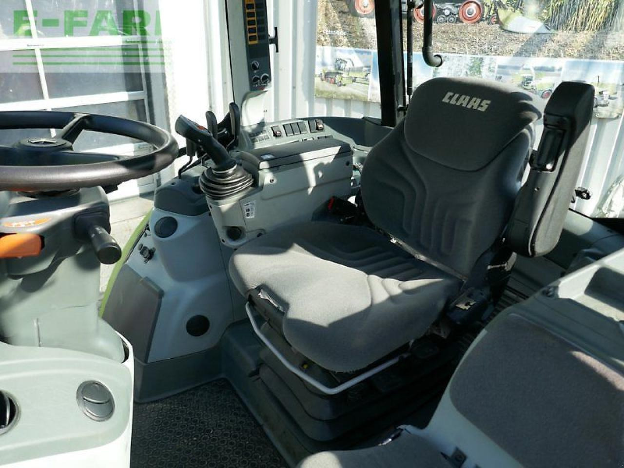 Tractor CLAAS arion 420