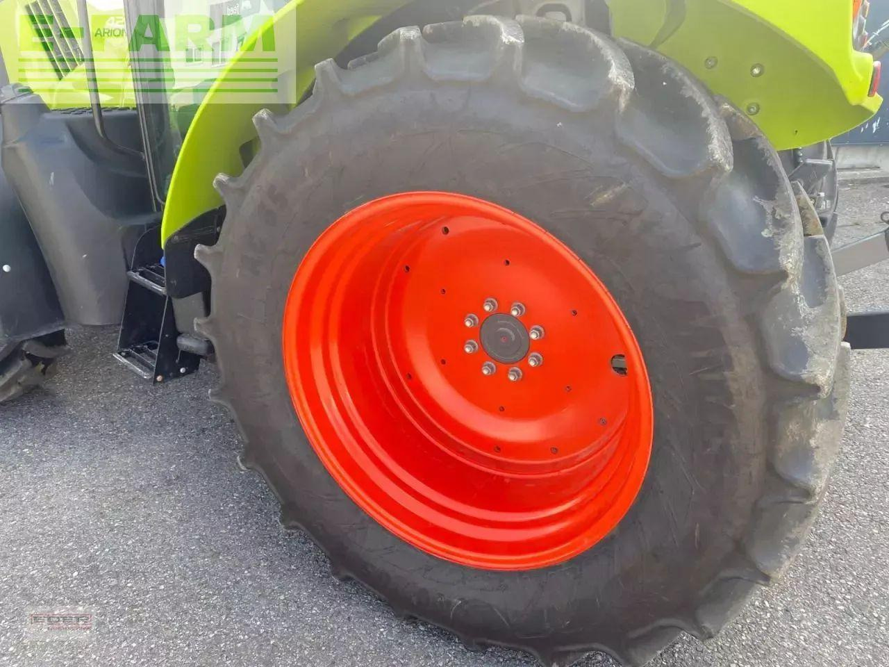 Tractor CLAAS arion 420