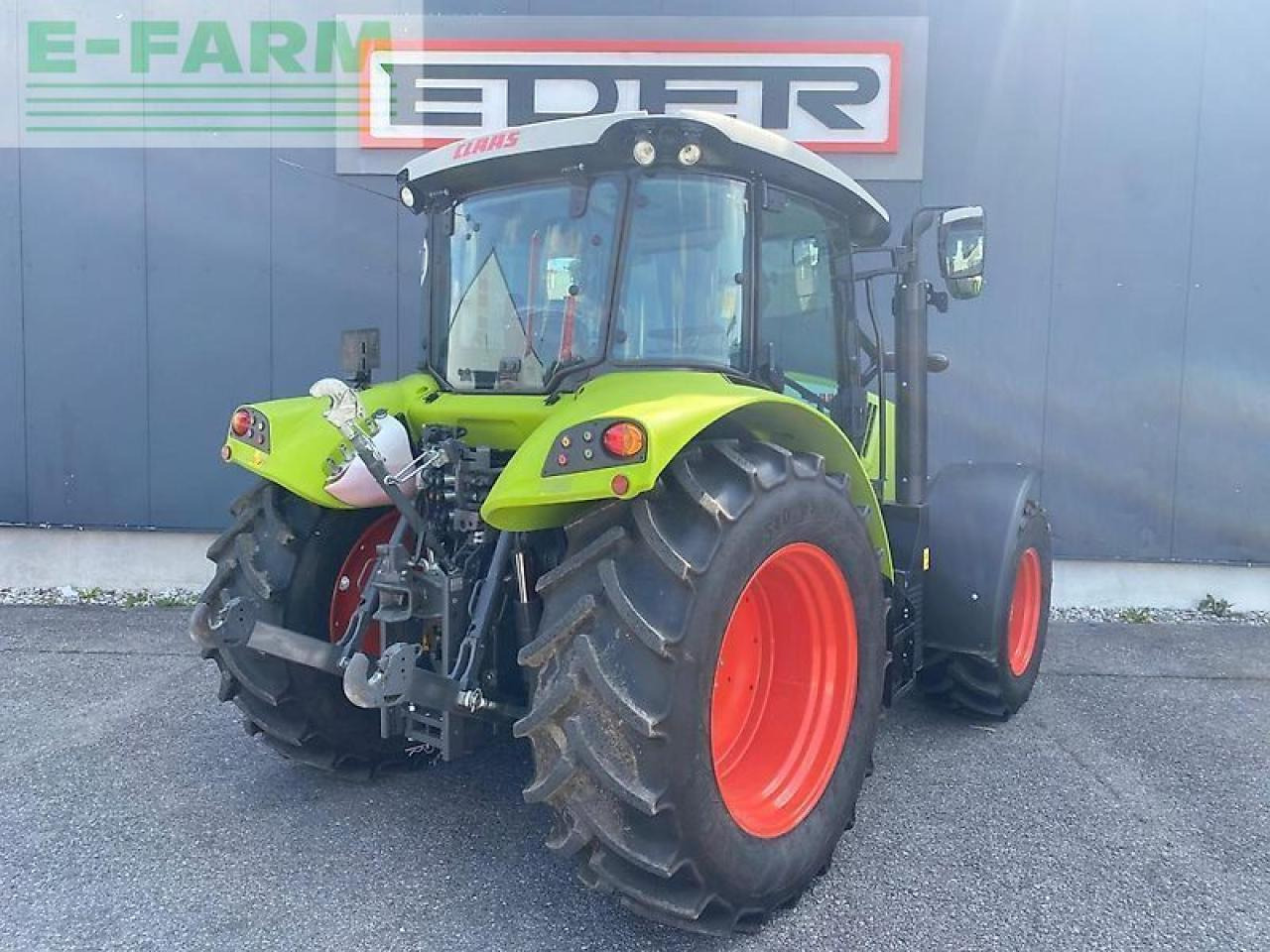 Tractor CLAAS arion 420
