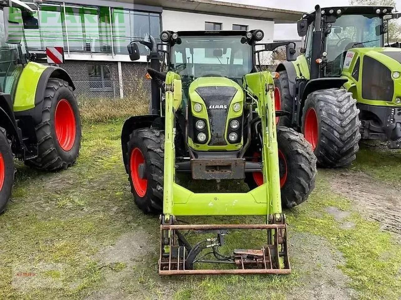 Tractor CLAAS arion 420