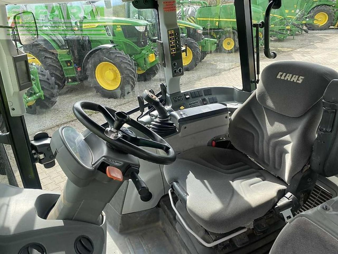 Tractor CLAAS arion 420