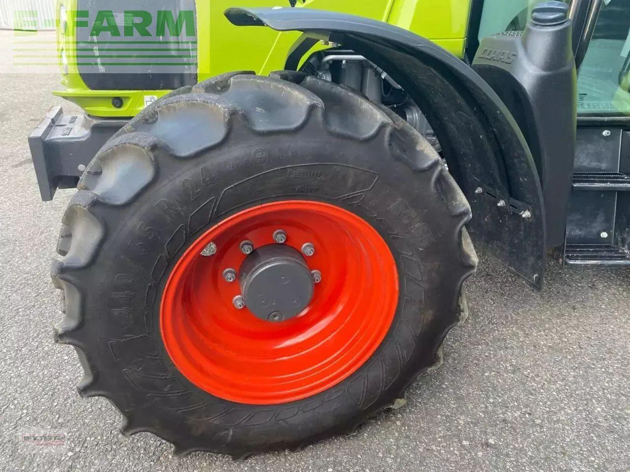 Tractor CLAAS arion 420