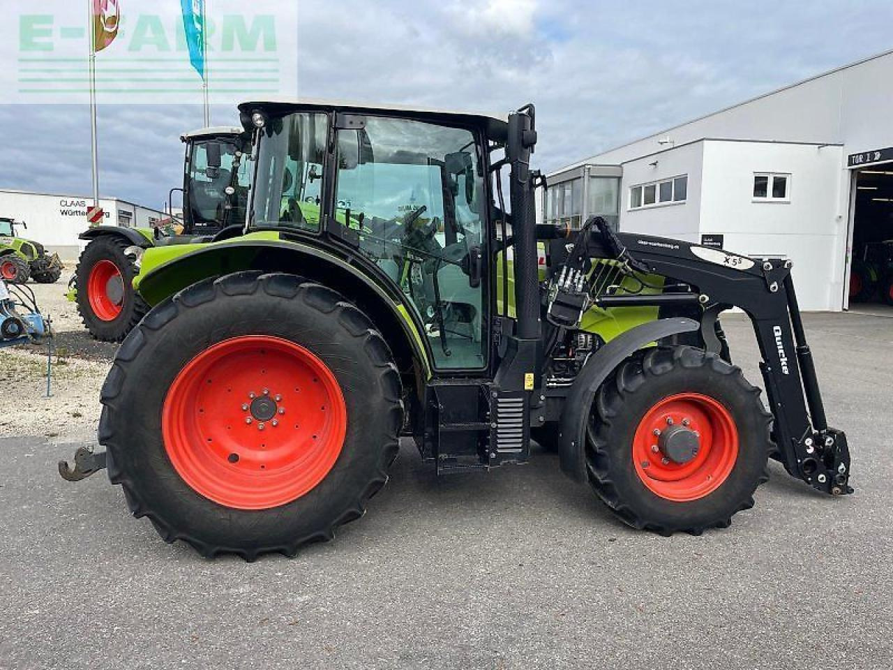 Tractor CLAAS arion 420