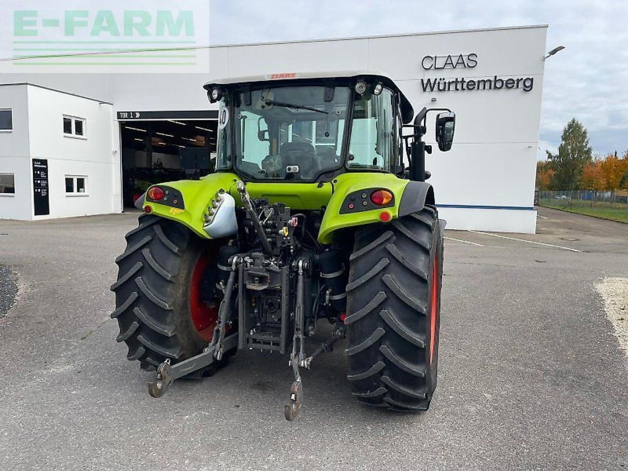 Tractor CLAAS arion 420