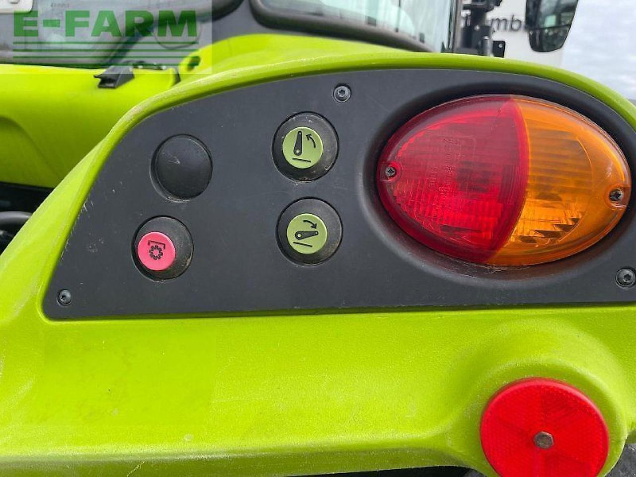 Tractor CLAAS arion 420