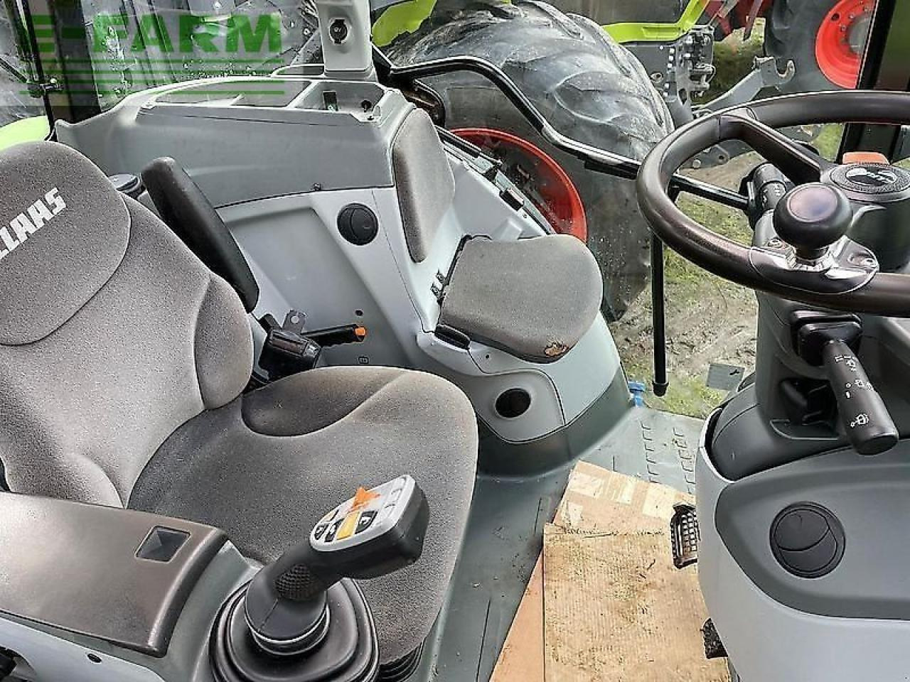 Tractor CLAAS arion 420
