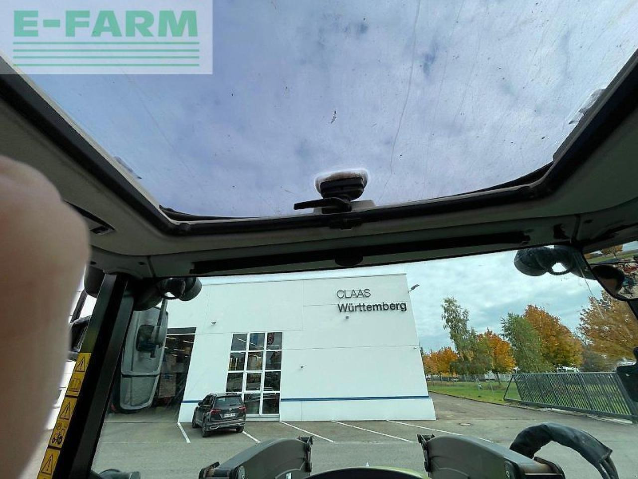 Tractor CLAAS arion 420