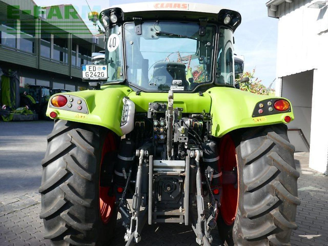 Tractor CLAAS arion 420
