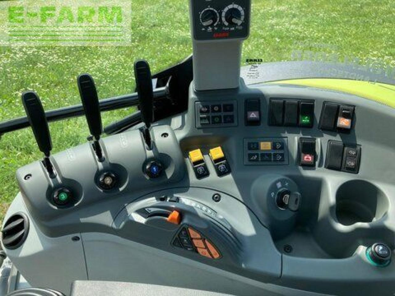 Tractor CLAAS arion 420 cis