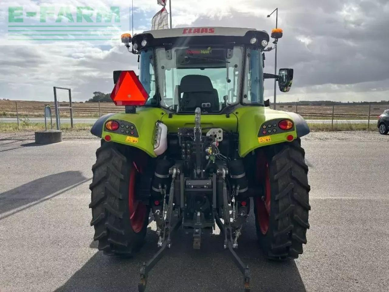 Tractor CLAAS arion 420 cis