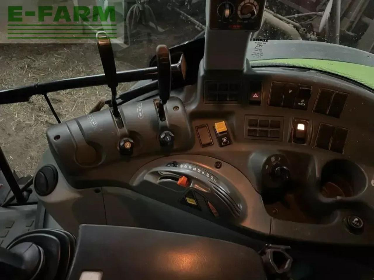 Tractor CLAAS arion 420 cis