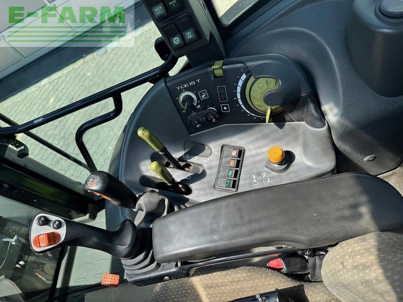 Tractor CLAAS arion 420 cis