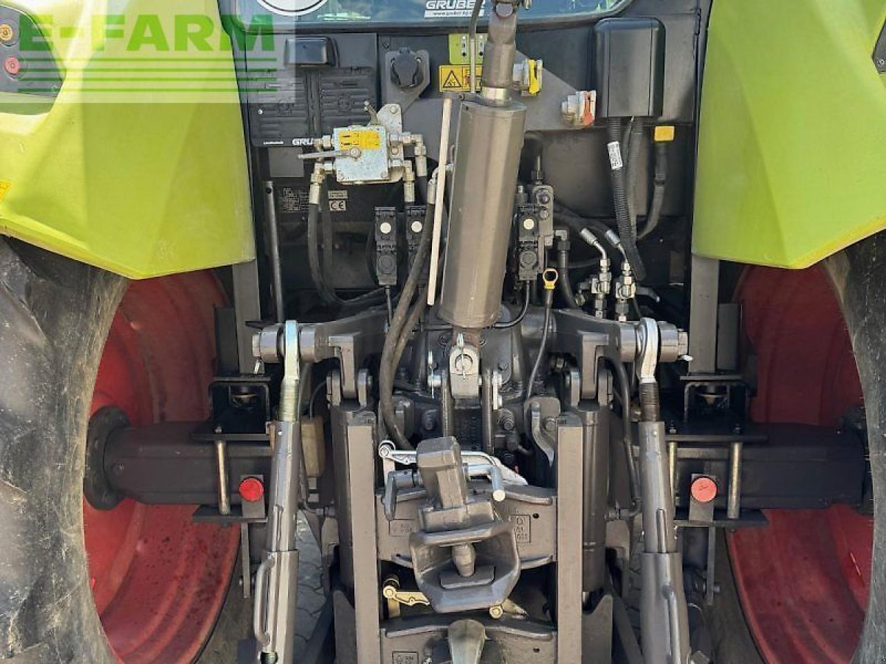 Tractor CLAAS arion 420 cis