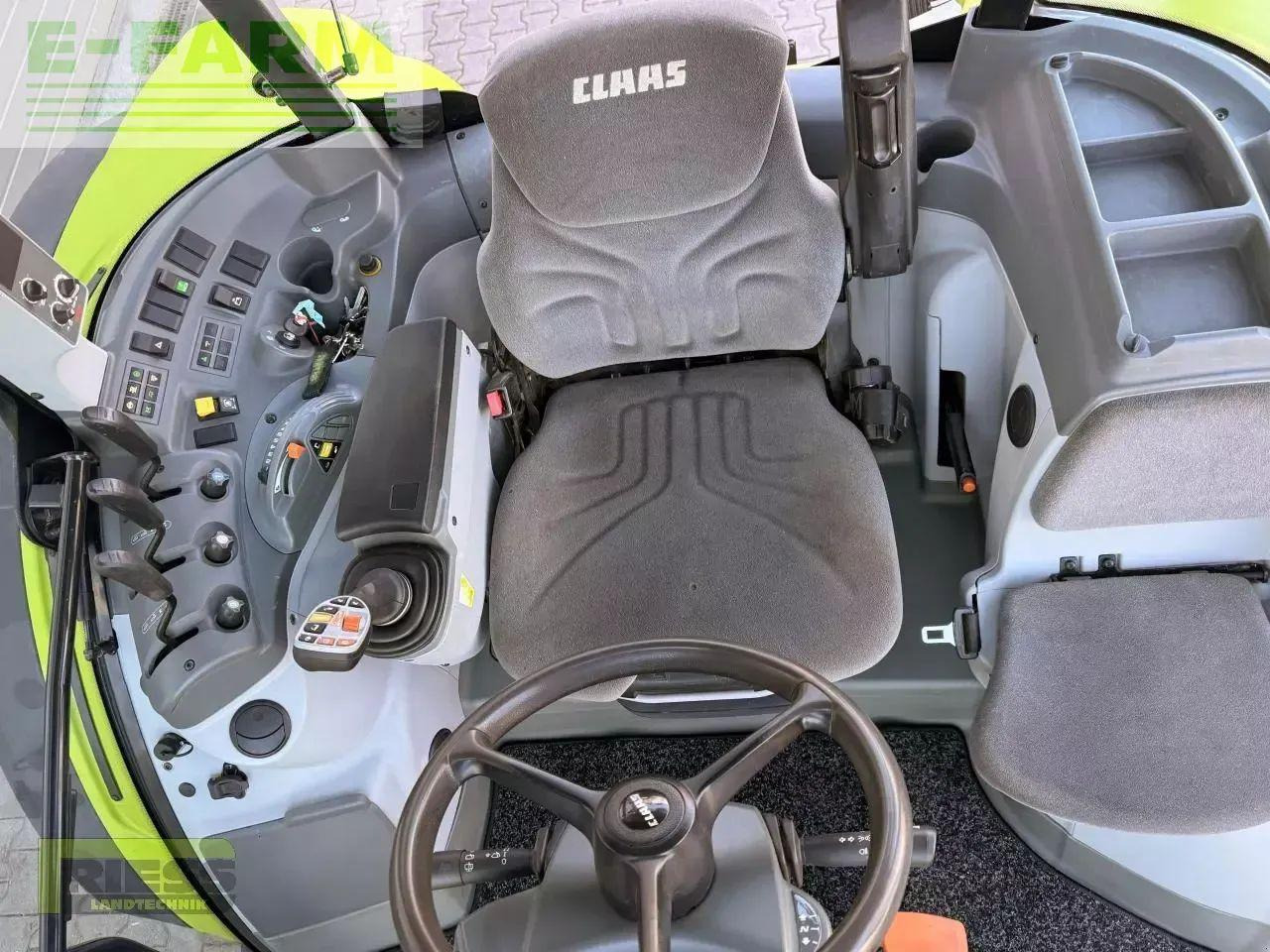 Tractor CLAAS arion 420 cis a32