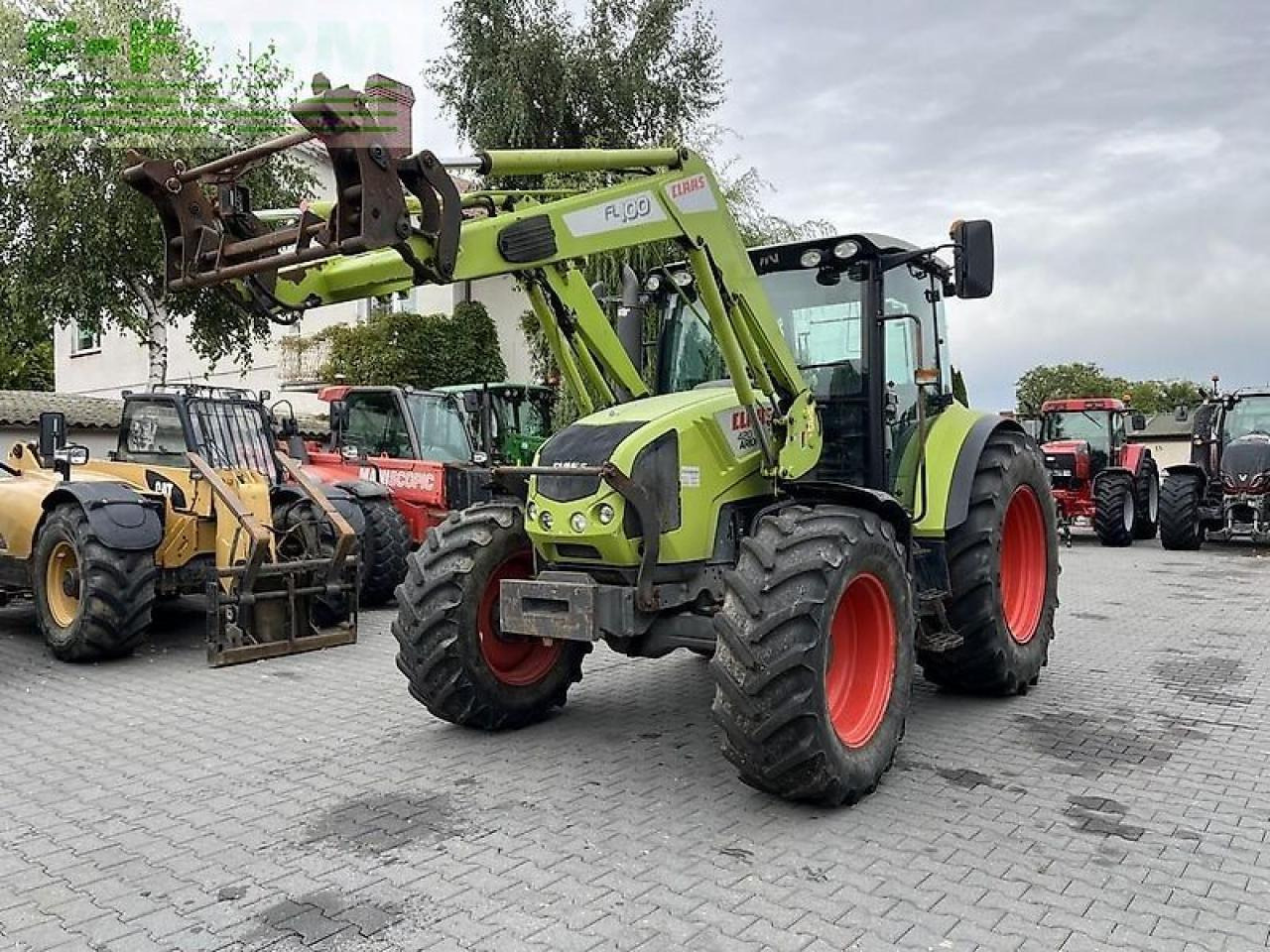 Tractor CLAAS arion 420 cis + claas fl100