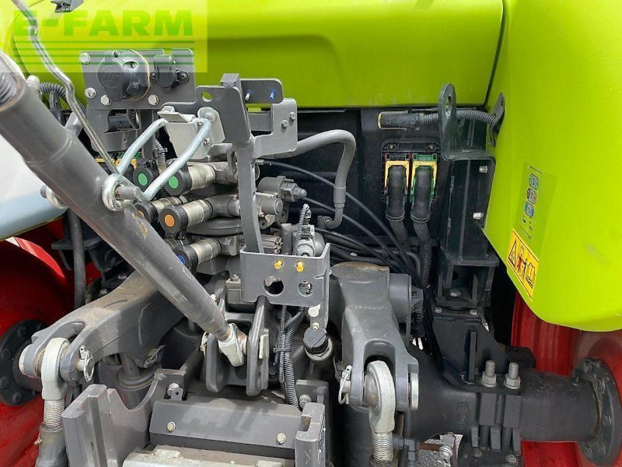 Tractor CLAAS arion 420 cis inkl. fkh / fzw / dl