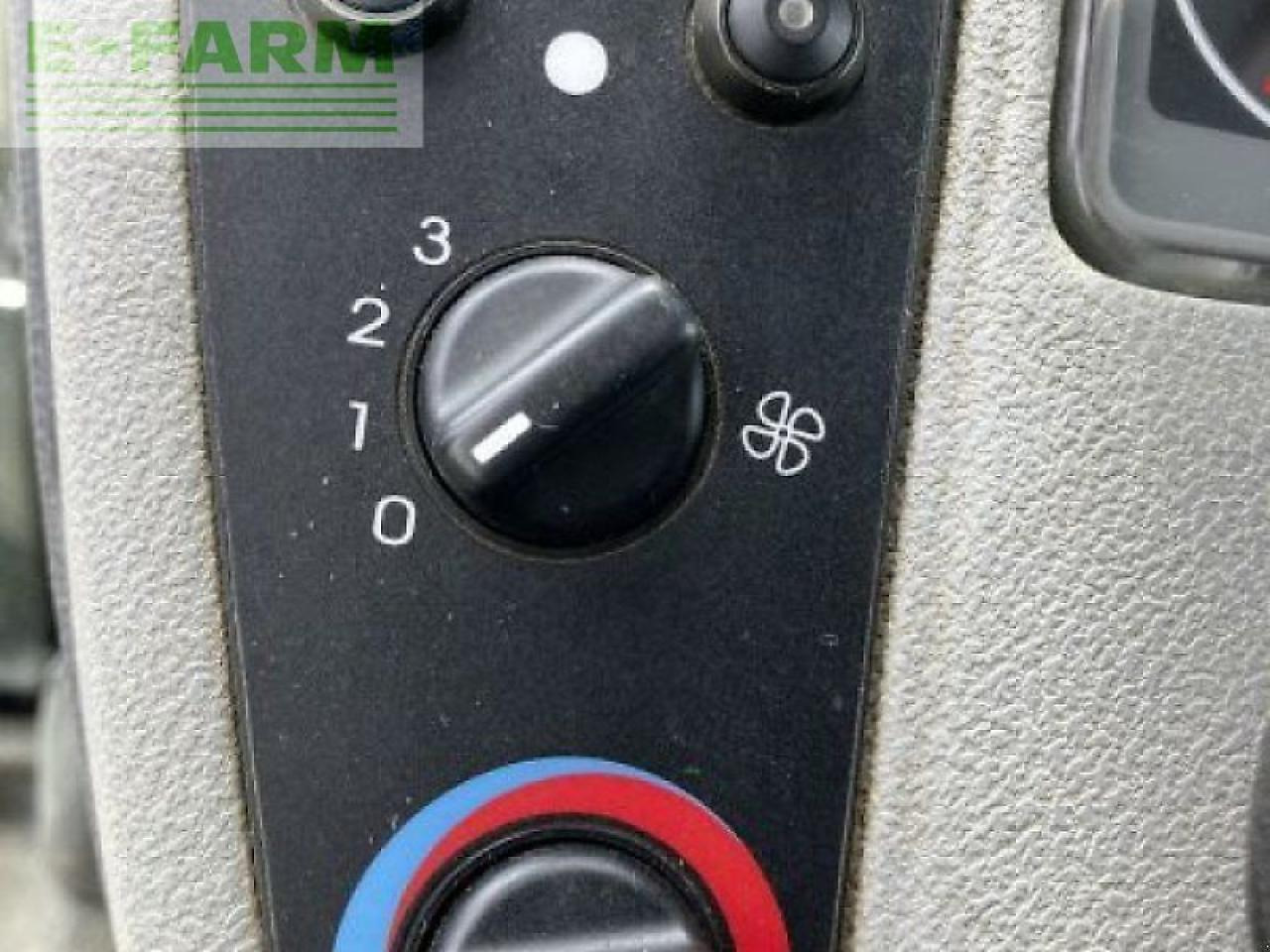 Tractor CLAAS arion 420 cis mit fl mx u10