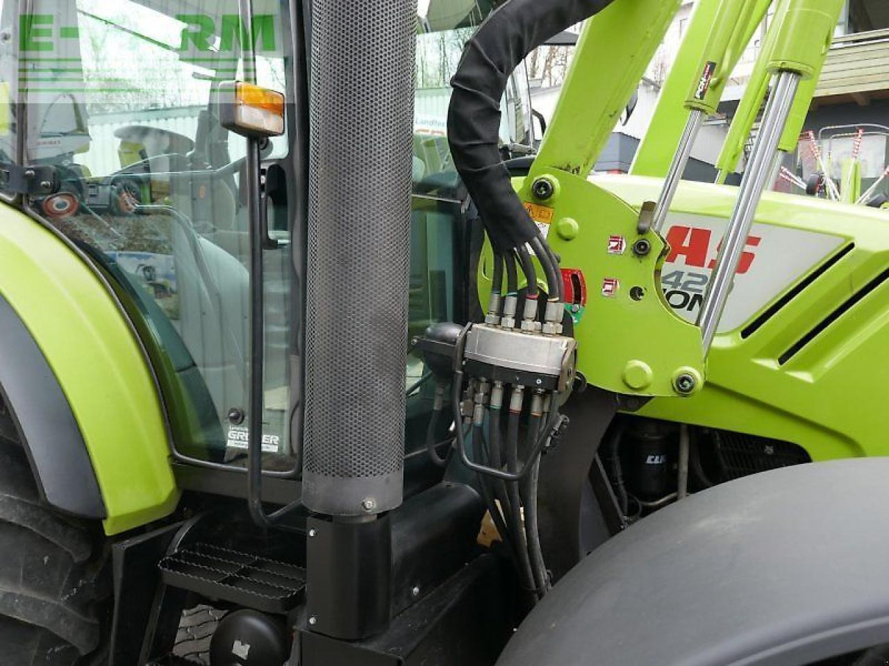 Tractor CLAAS arion 420 inkl. fl 120