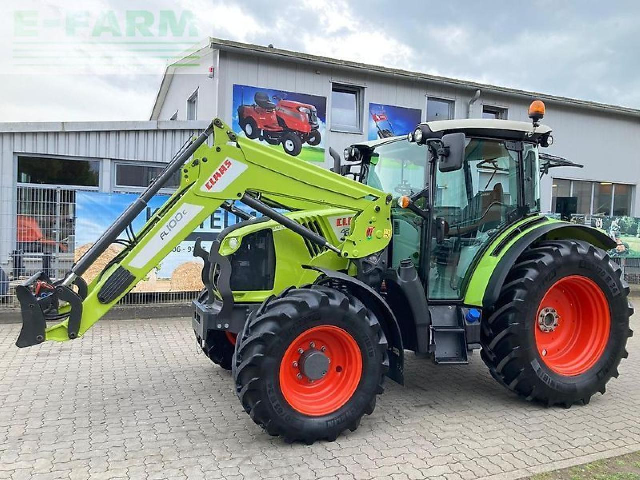 Tractor CLAAS arion 420 panoramic