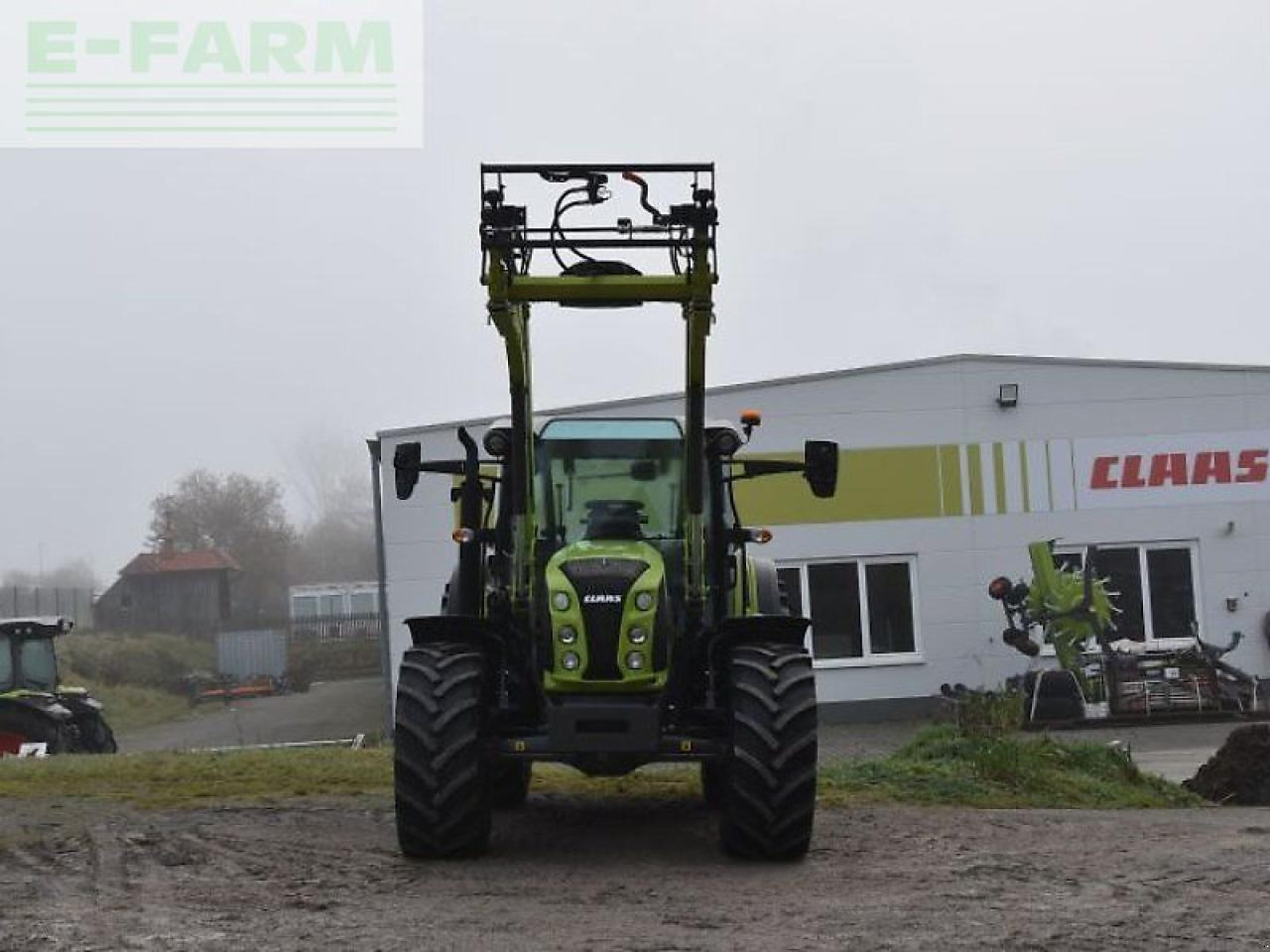 Tractor CLAAS arion 420 - st v advanced claa