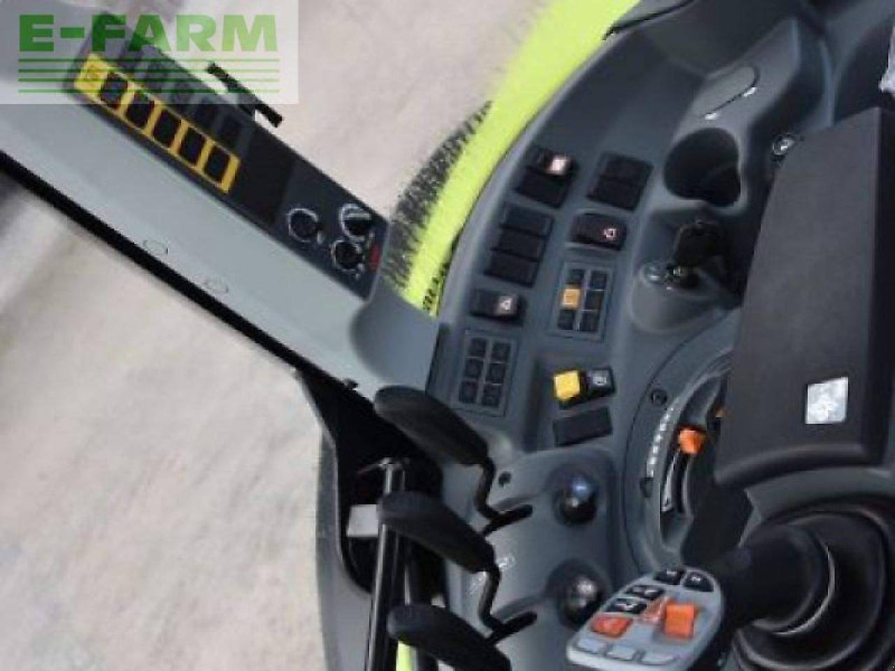 Tractor CLAAS arion 420 - st v advanced claa