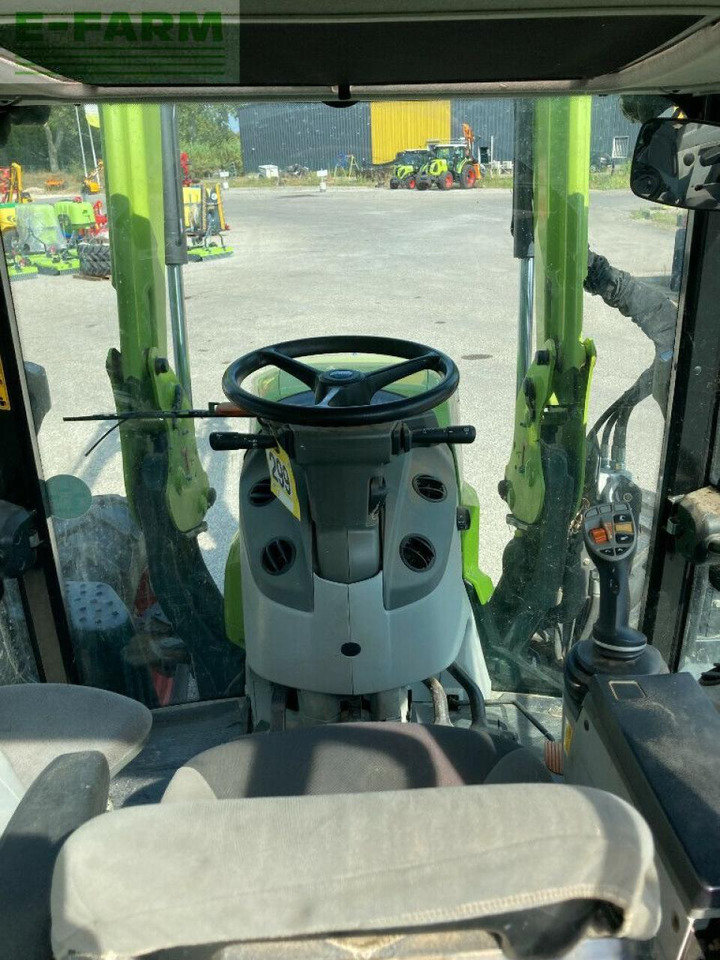 Tractor CLAAS arion 420 sur mesure