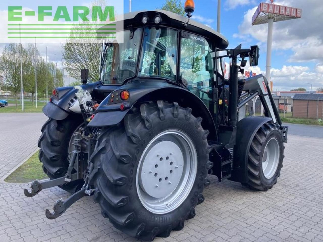 Tractor CLAAS arion 430 cis-panoramic