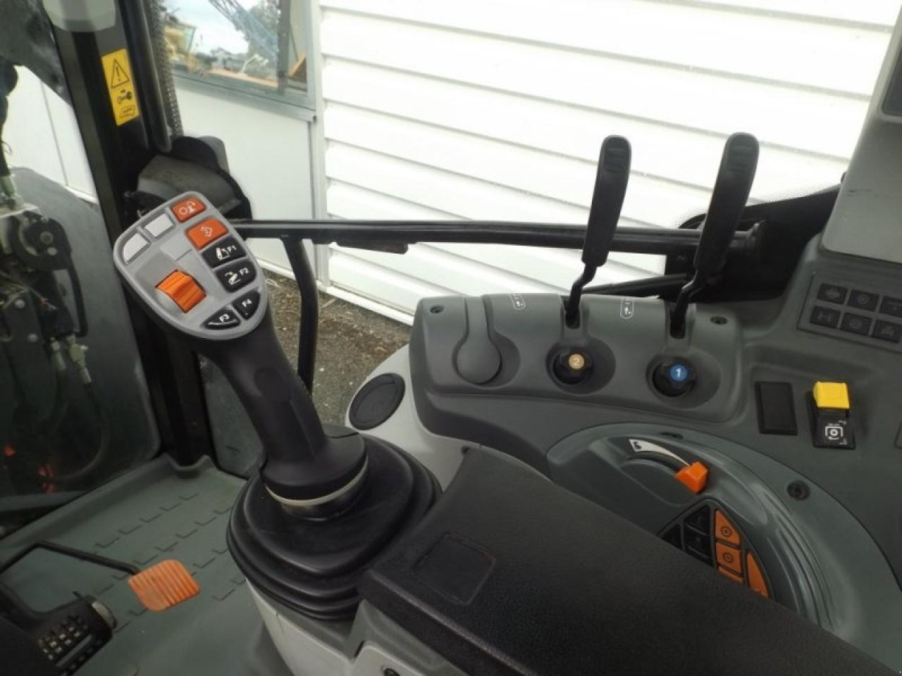 Tractor CLAAS arion 430 mr advance