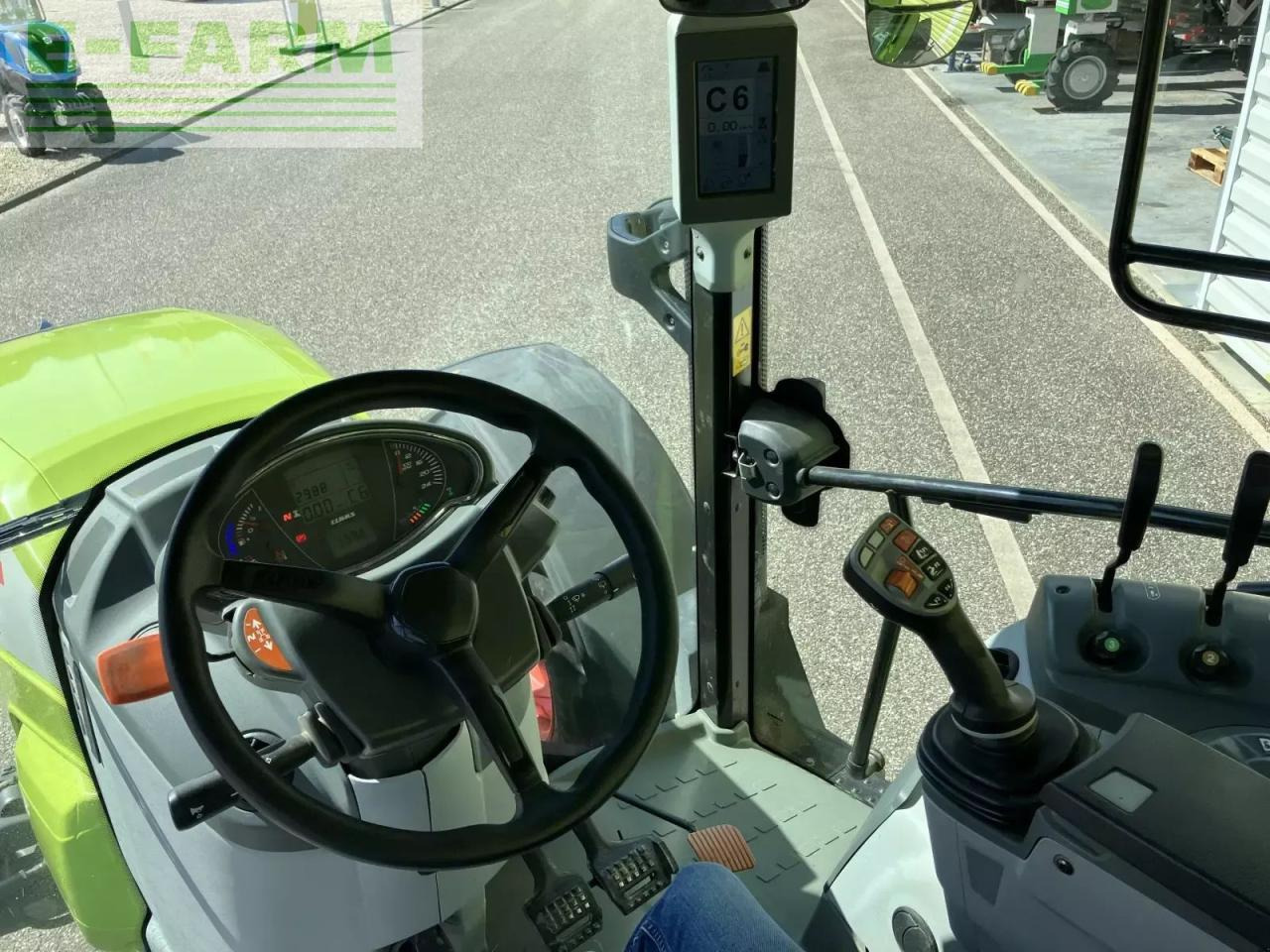 Tractor CLAAS arion 430 proactiv