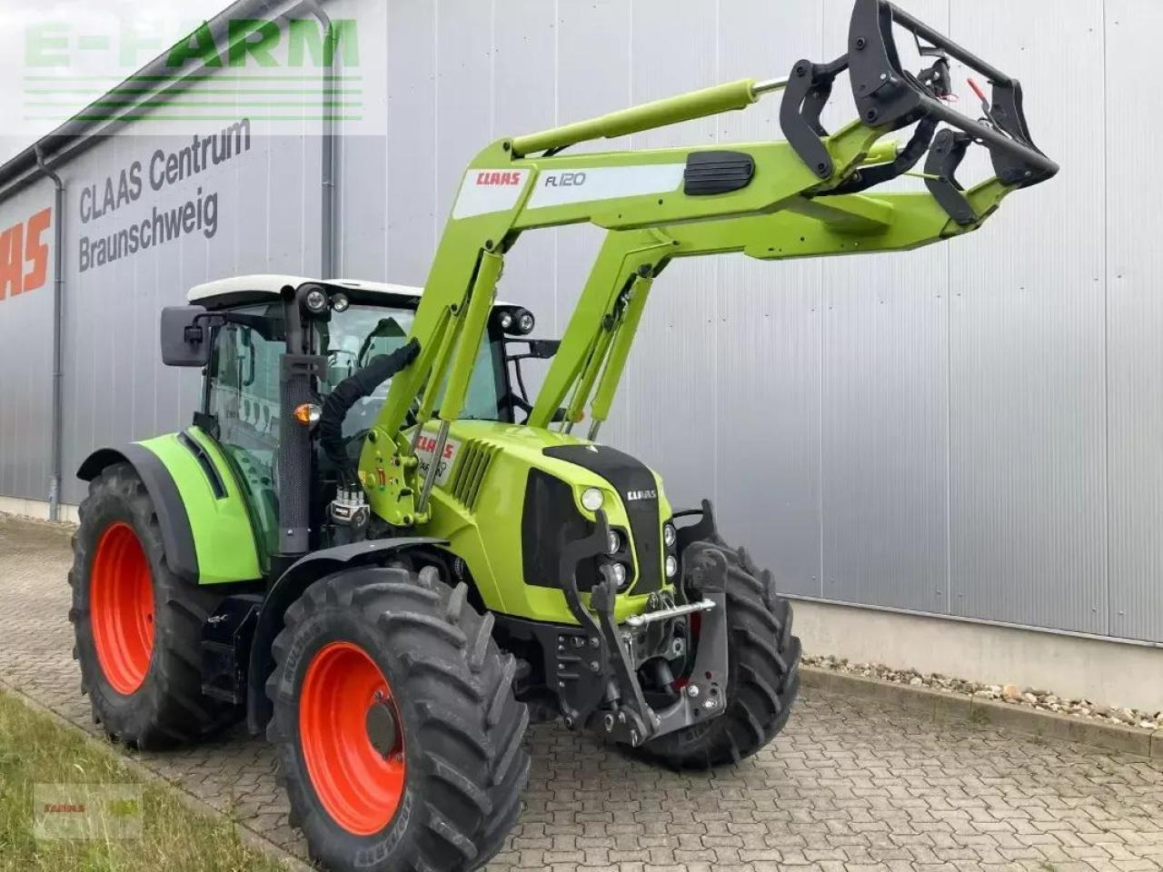 Tractor CLAAS arion 440