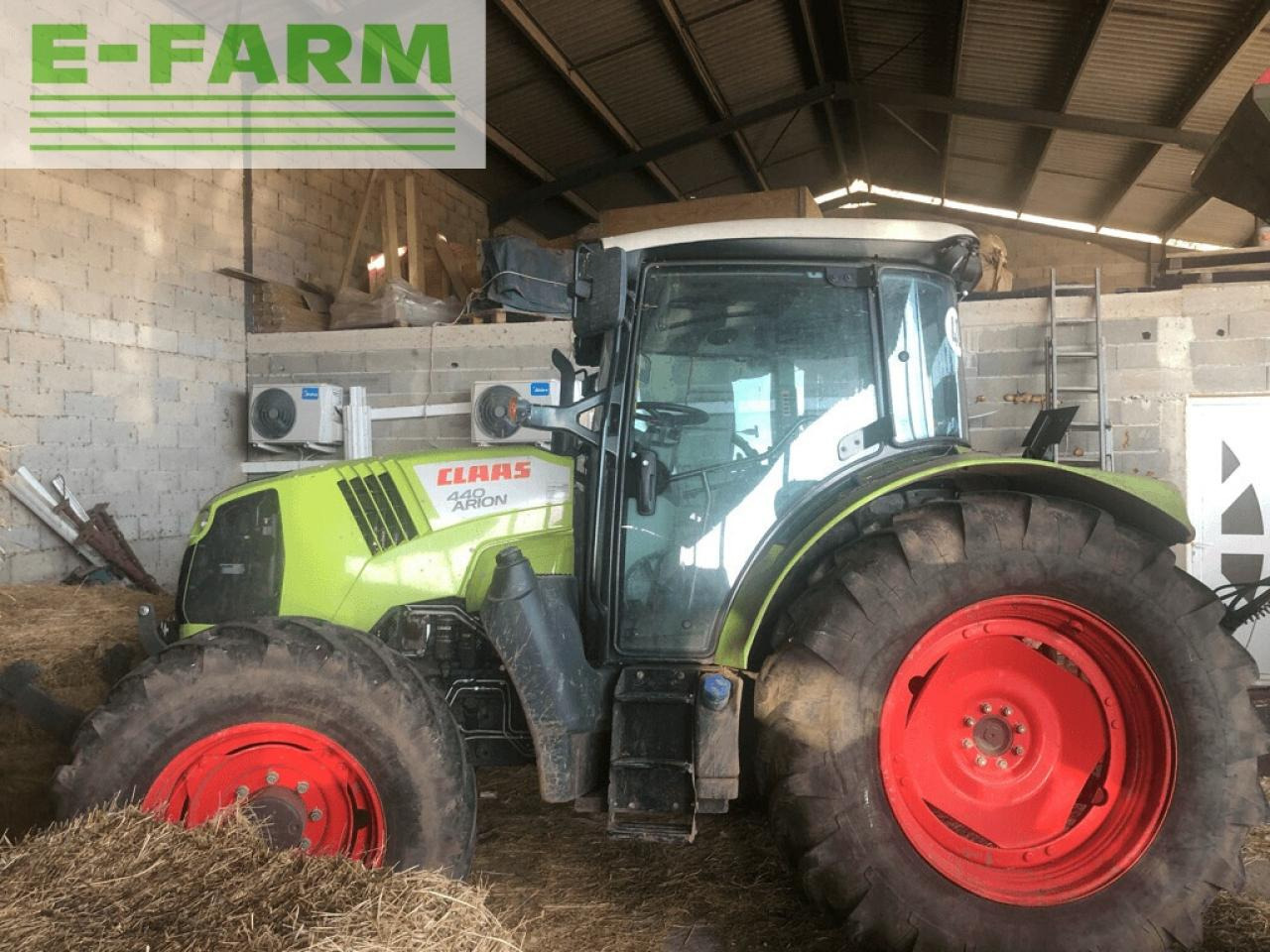 Tractor CLAAS arion 440 (a43/100)