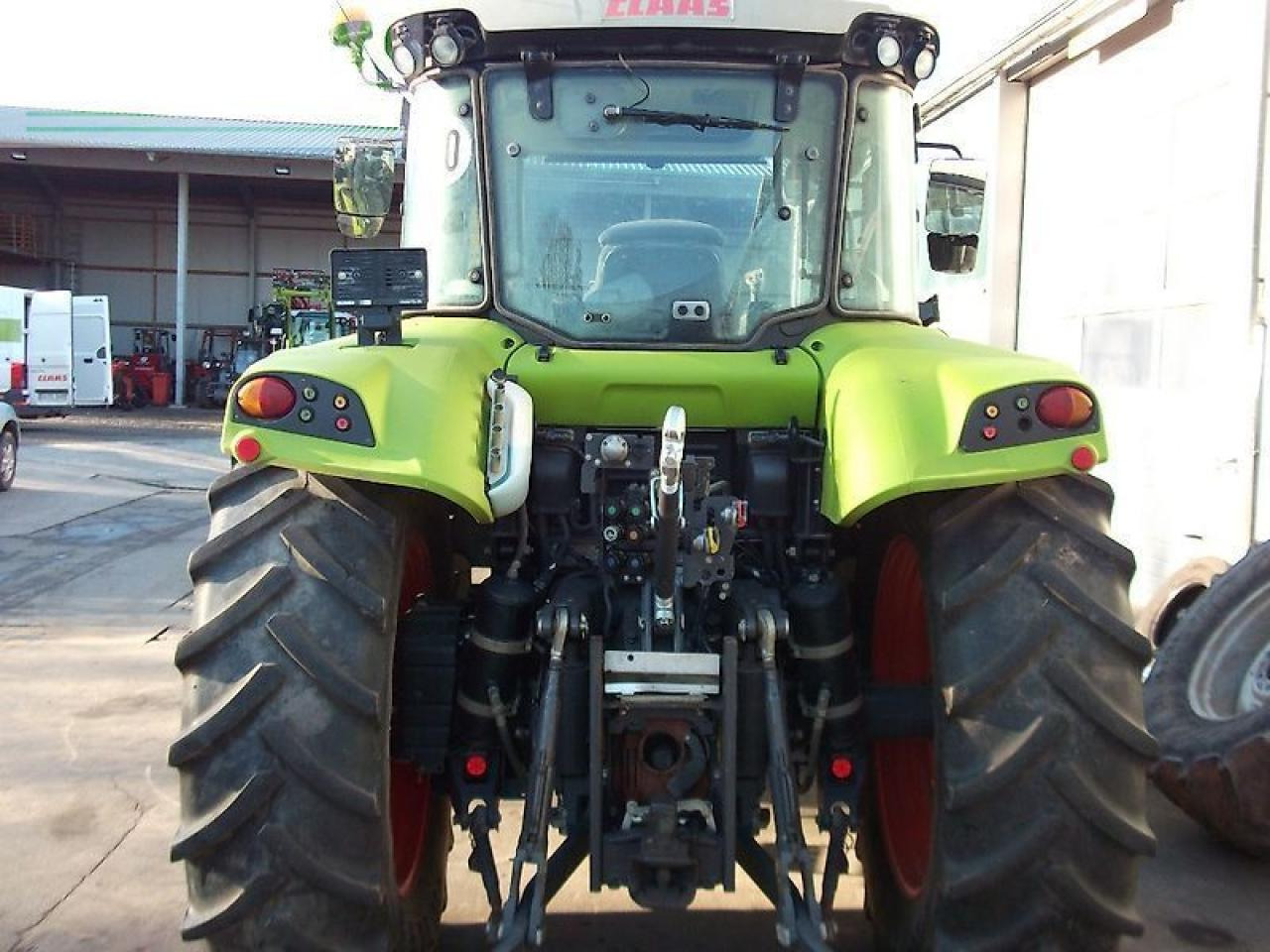 Tractor CLAAS arion 440 advanced