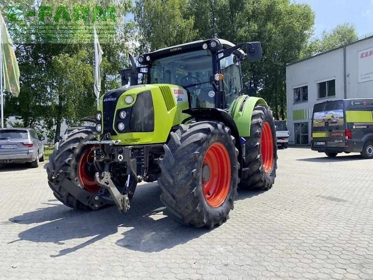 Tractor CLAAS arion 440 cis CIS