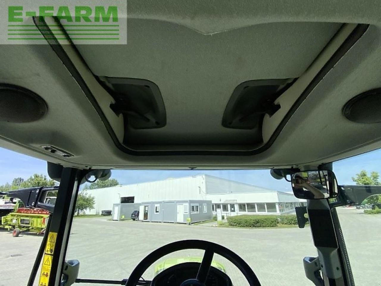 Tractor CLAAS arion 440 cis CIS