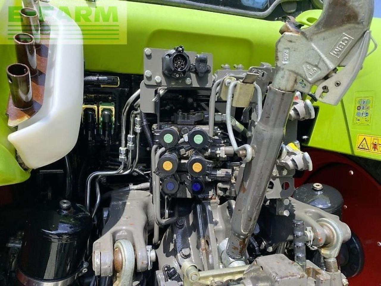 Tractor CLAAS arion 440 cis CIS