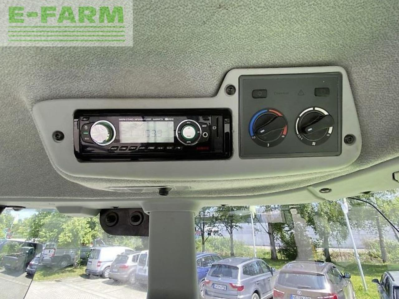 Tractor CLAAS arion 440 cis CIS