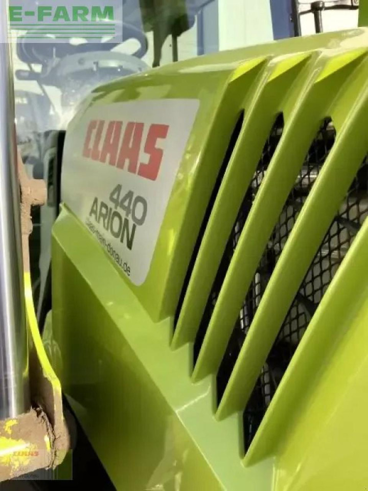 Tractor CLAAS arion 440 cis mit fl 120 CIS