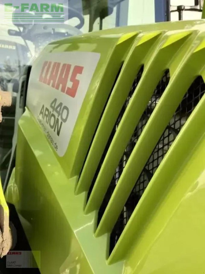Tractor CLAAS arion 440 cis mit fl 120 CIS
