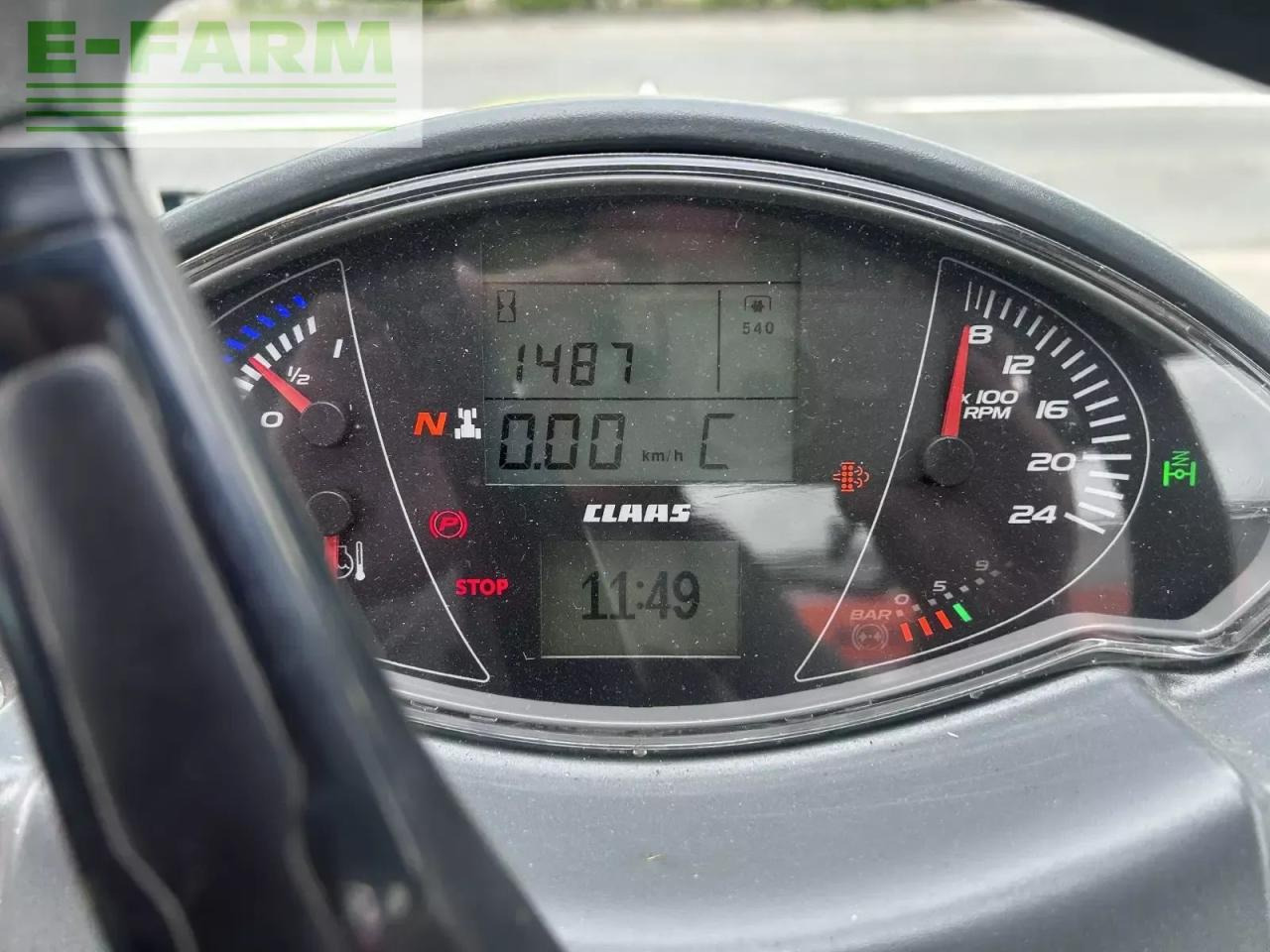 Tractor CLAAS arion 440 stage v tradition