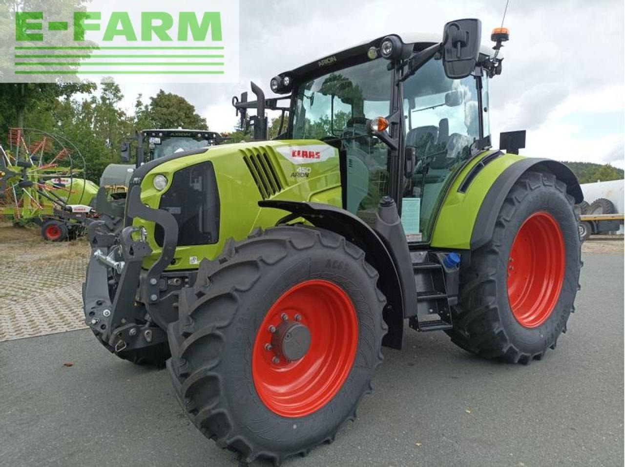 Tractor CLAAS arion 450 cis
