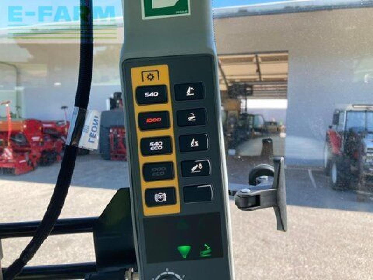 Tractor CLAAS arion 450 cis panoramic CIS