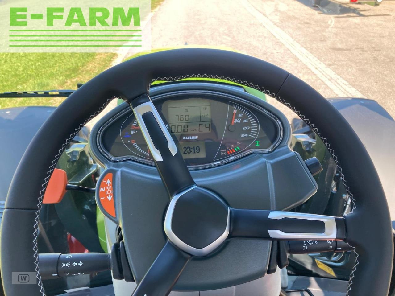 Tractor CLAAS arion 450 cis panoramic CIS