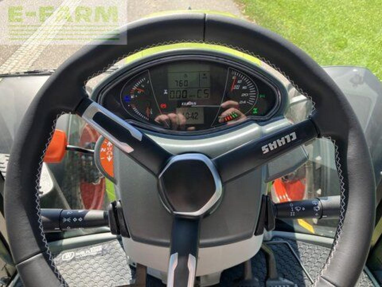 Tractor CLAAS arion 450 cis panoramic CIS