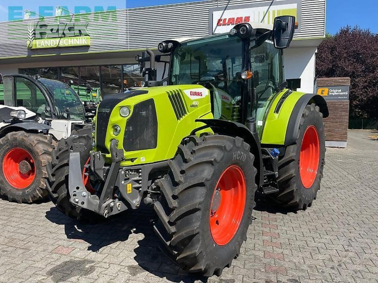 Tractor CLAAS arion 450 stage v