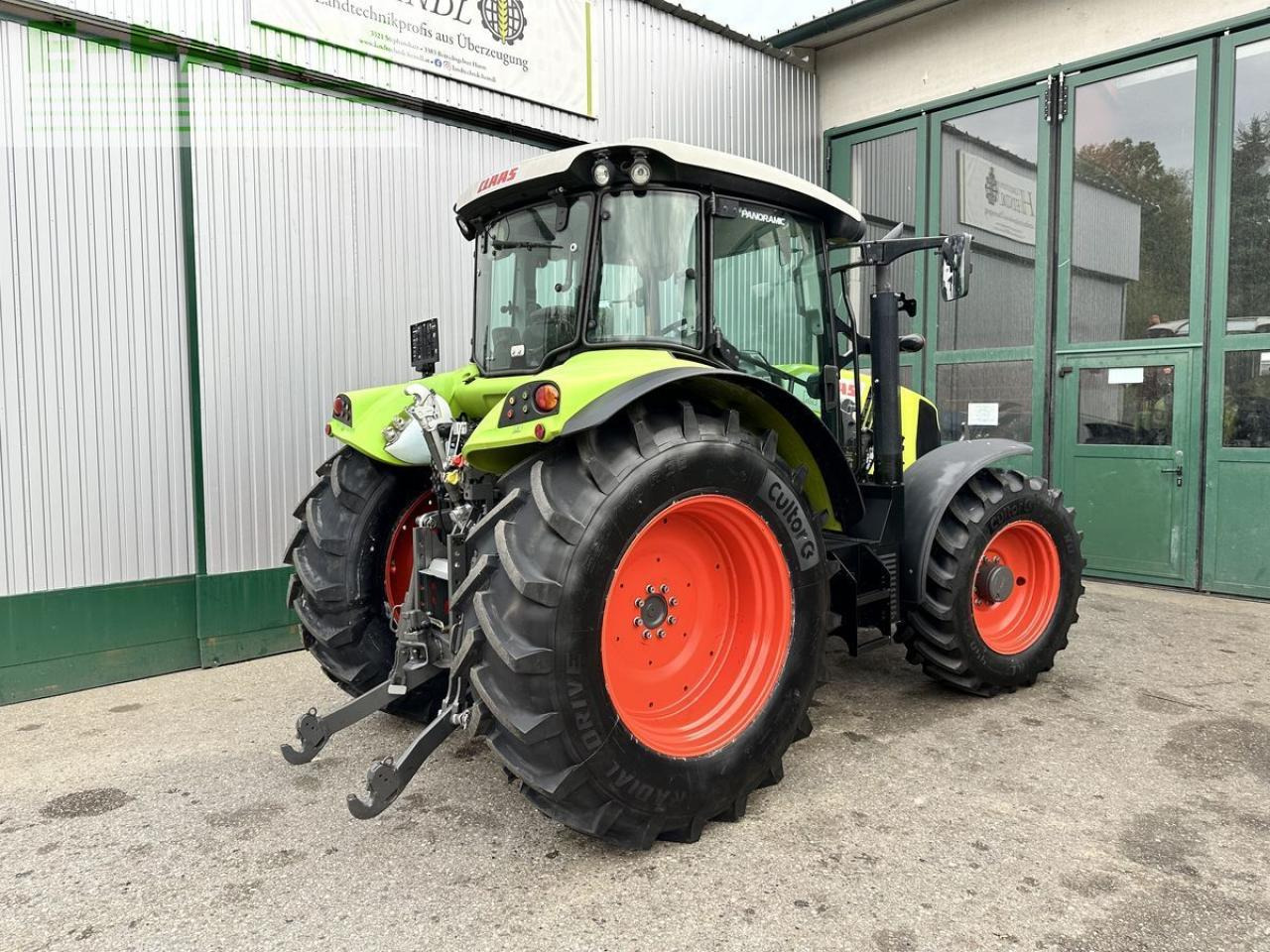 Tractor CLAAS arion 460