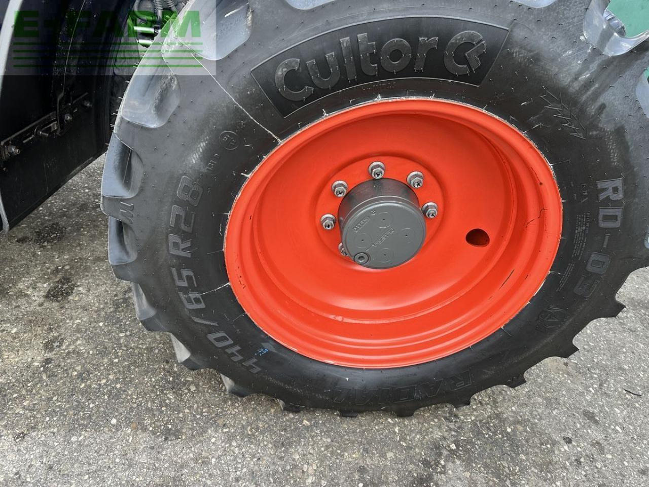 Tractor CLAAS arion 460