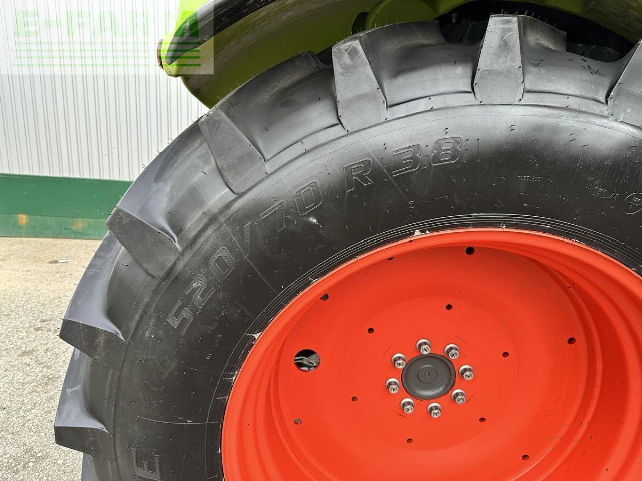 Tractor CLAAS arion 460