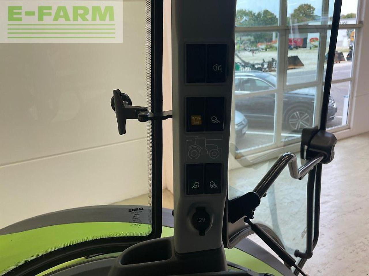 Tractor CLAAS arion 460 cis CIS