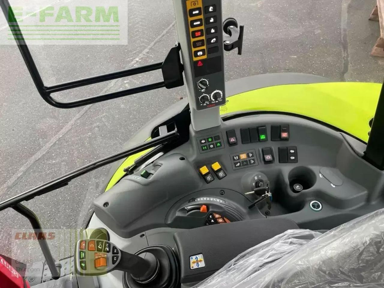 Tractor CLAAS arion 470